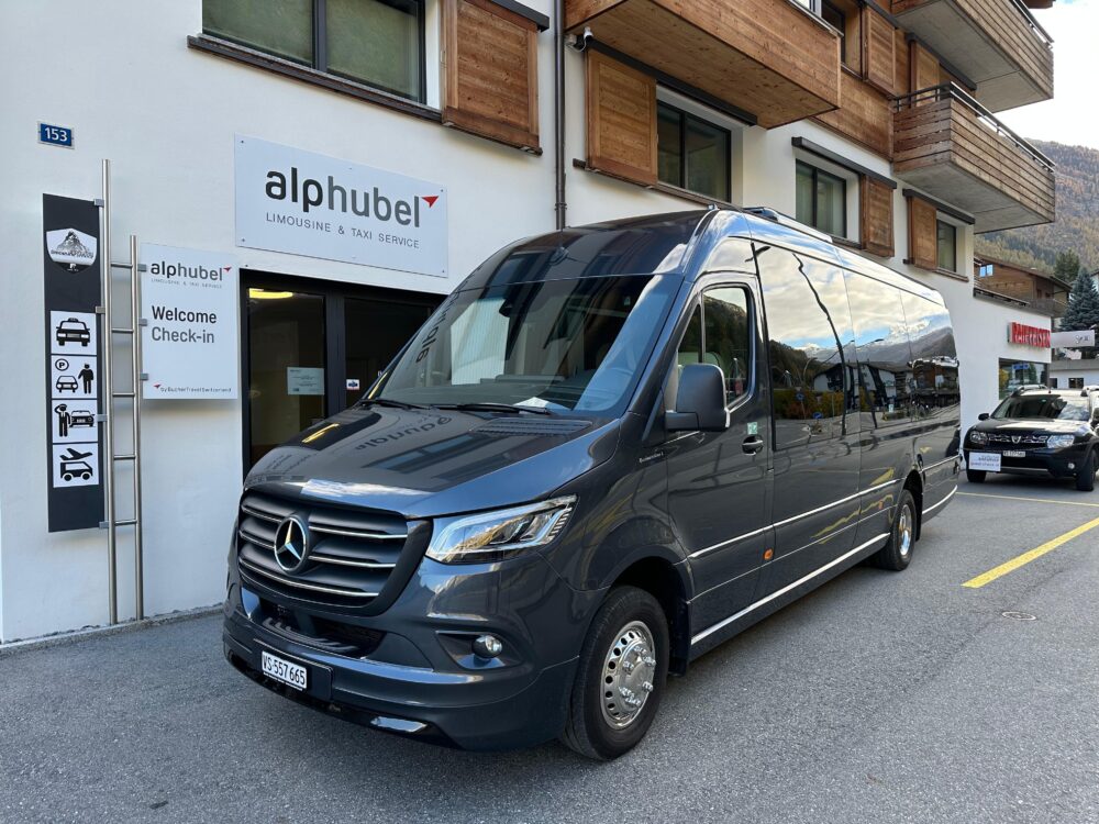 Mercedes Sprinter vorne 2